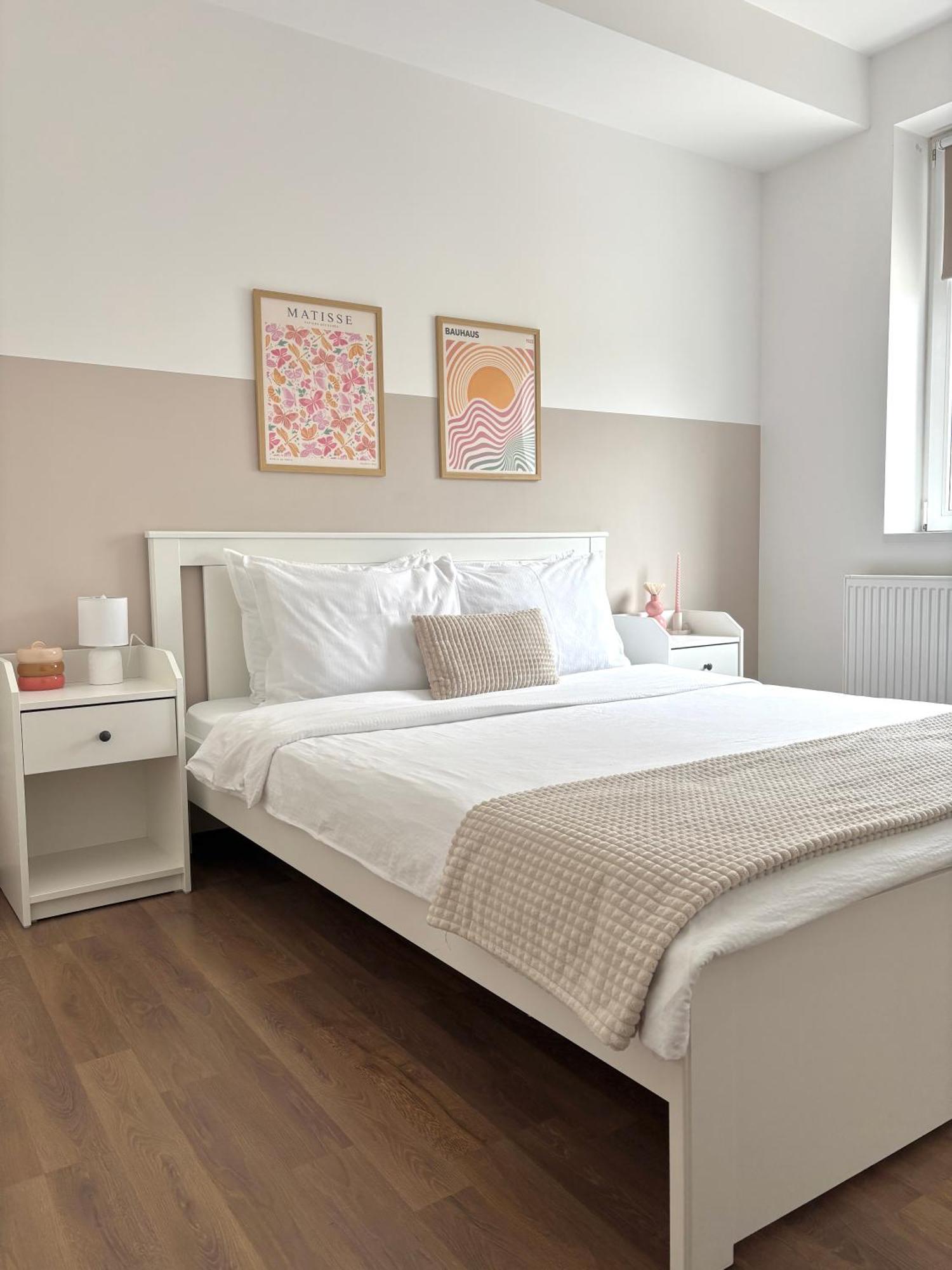 Wanderlust Home Cream, Rasnov Apt For 4, Wifi And Free Parking Экстерьер фото